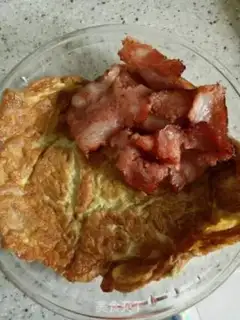Make Bacon sandwich step 2