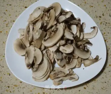 Make Mushroom rice step 1