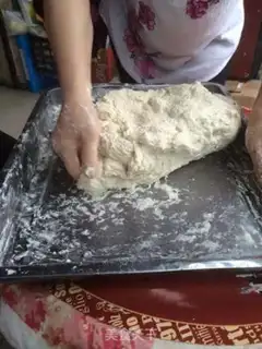 Make Salt gravy buns step 5