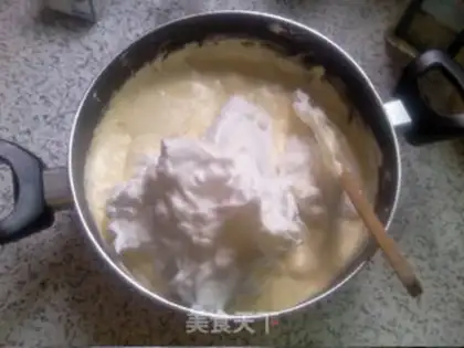 Make Strawberry cream cake step 6