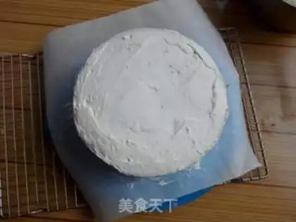 Make Strawberry cream cake step 13