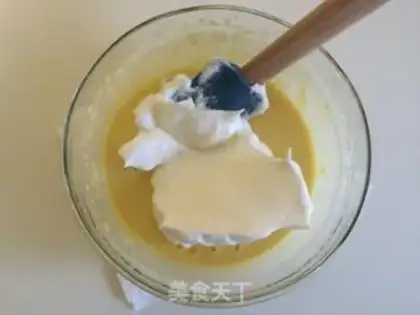 Make A giraffe cake roll step 6