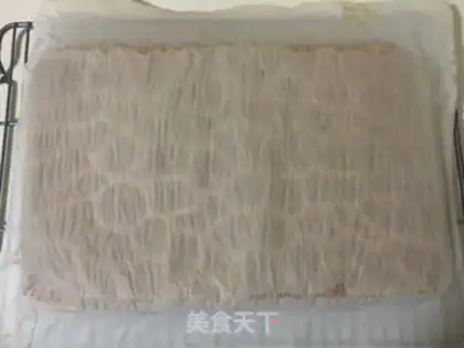 Make A giraffe cake roll step 12