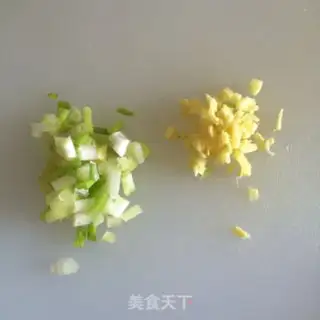 Make Five-colored chicken silk step 4