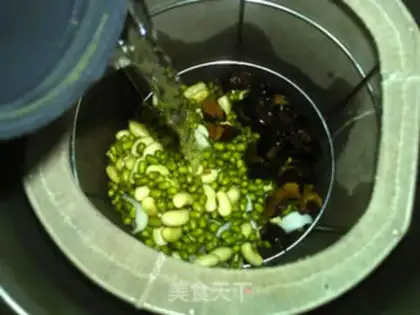 Make "Red-tree green bean soy sauce." step 6