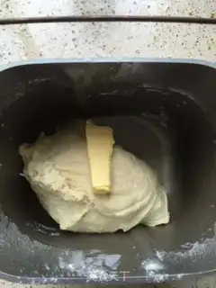 Make Squeeze the bread step 2