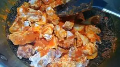 Make Russian tomato potato stew step 8