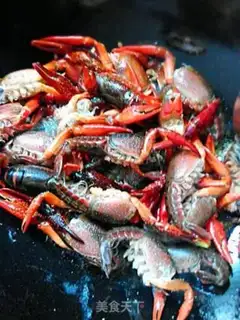 Make Spicy 13-spicy lobster step 8