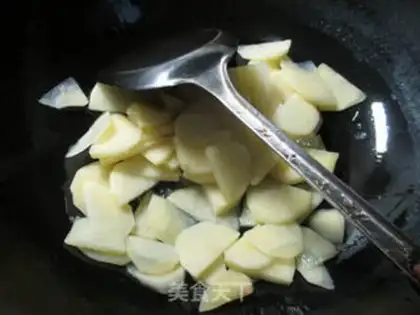Make Squeeze the cabbage and make the potatoes step 3