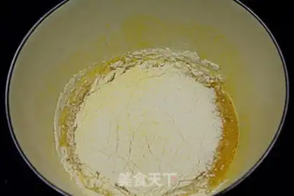 Make Colour stripe cake roll step 4
