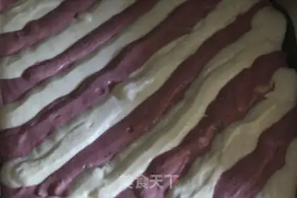 Make Colour stripe cake roll step 12