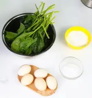 Make A spinach cake roll step 0