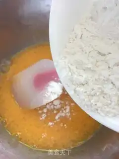 Make Eight inches of duck egg cake step 3