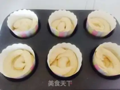 Make Caramel taffy cupcakes step 12
