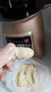 Make A simple donkey rolls step 3