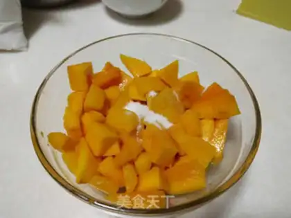 Make Mango heart mousse cake step 17