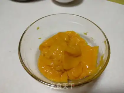 Make Mango heart mousse cake step 19