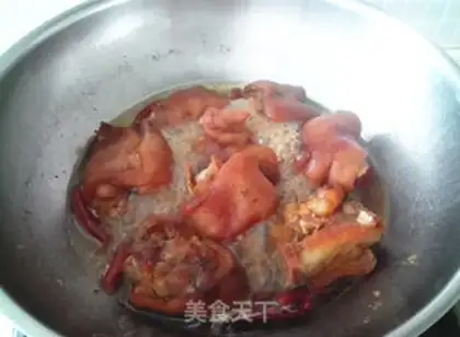Make Hot pig hoof step 6
