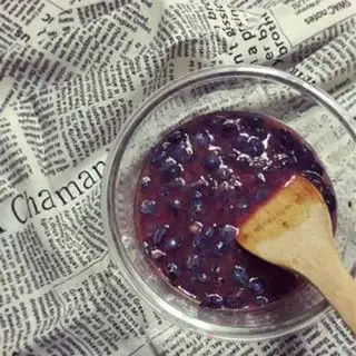 Make Blueberry sauce step 1