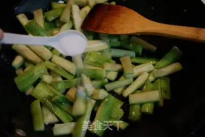 Make Garlic melon step 6