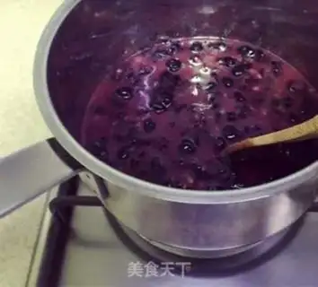 Make Blueberry sauce step 2