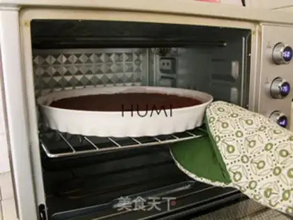 Make Animal chocolate cake step 6