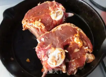Make French black pepper lamb chop step 7