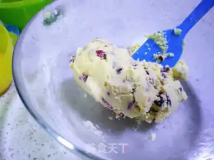 Make Cranberry cookies step 7