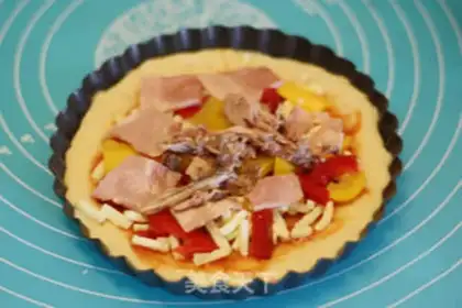 Make Tuna pizza step 6