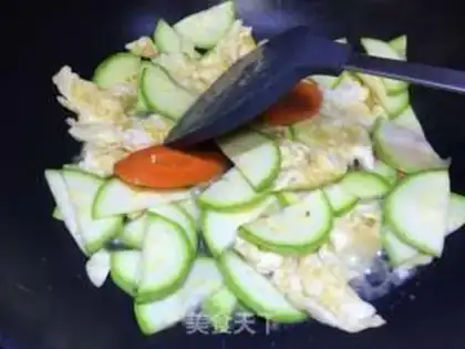 Make Cracker eggs step 5