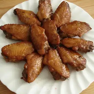 Make The honey is on the wings step 0