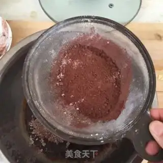 Make Chocolate dent cake step 4