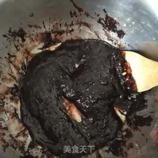 Make Chocolate dent cake step 5