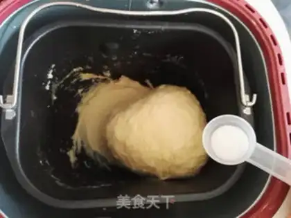 Make Double-coloured toast step 4
