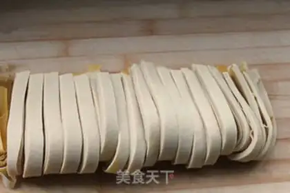 Make cucumber dry tofu step 0
