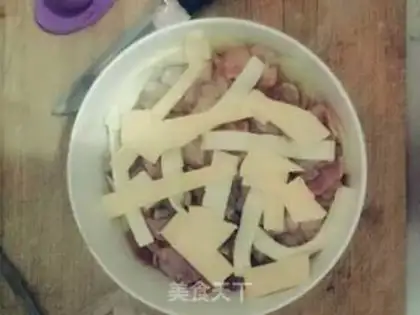 Make Microwave cheese and potatoes step 5