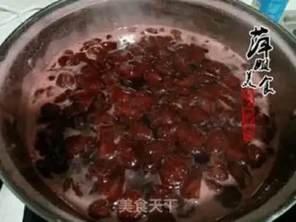 Make Strawberry sauce step 6