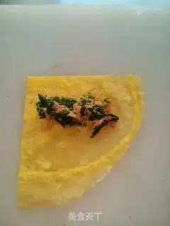 Make Eggskin roll step 4