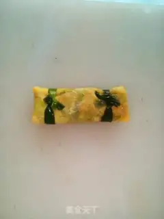 Make Eggskin roll step 5