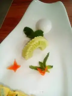 Make Eggskin roll step 8
