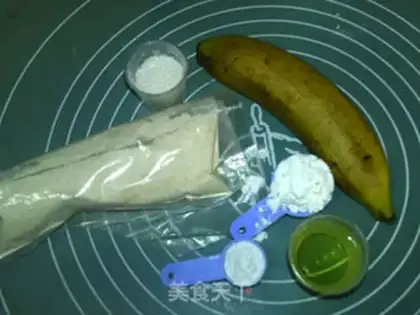 Make Whole wheat banana cake step 0