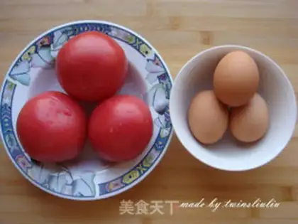 Make Tomato egg oak soup step 0