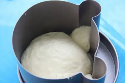 Make Bear bread step 5
