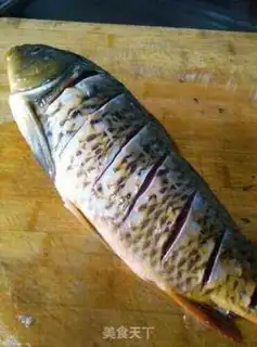Make Garlic beans, steamed carp step 1
