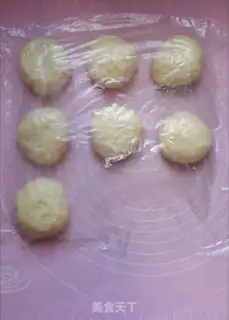 Make Butterflies and coconut bread step 4