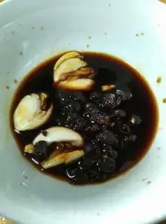 Make Garlic beans, steamed carp step 4