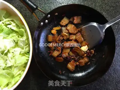 Make Spicy hands tearing up meat and vegetables step 8