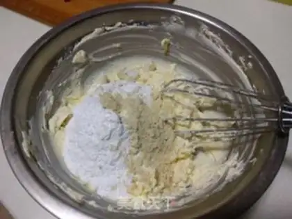 Make Cranberry cheese rolls step 1