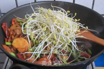 Make Spicy pot step 7