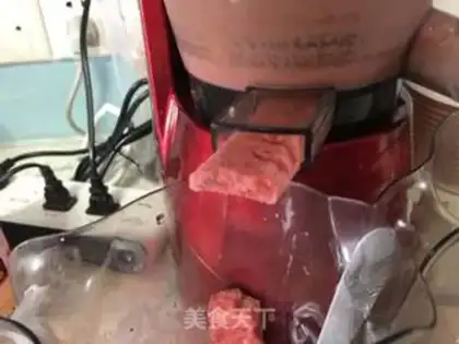 Make Strawberry smoothie step 7